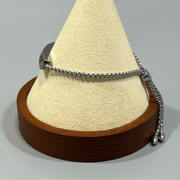 JMC Crystal Bar Slider Bracelet Adjustable Slide Closure For The Perfect Fit - Picture 5 of 6